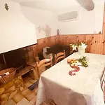 Cute House Near Sea With Private Balcony Near Narbonne