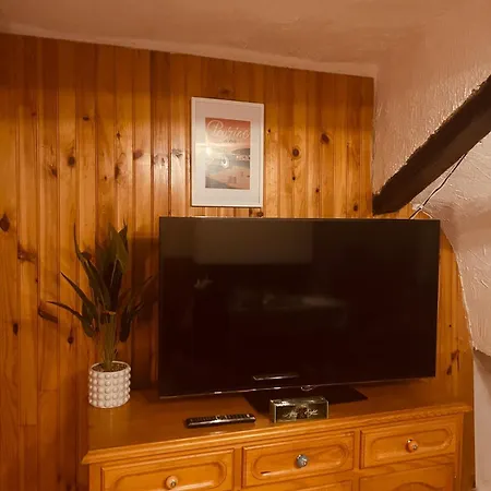 Cute House Near Sea With Private Balcony Near Narbonne Διαμέρισμα