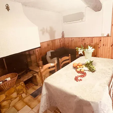 Cute House Near Sea With Private Balcony Near Narbonne